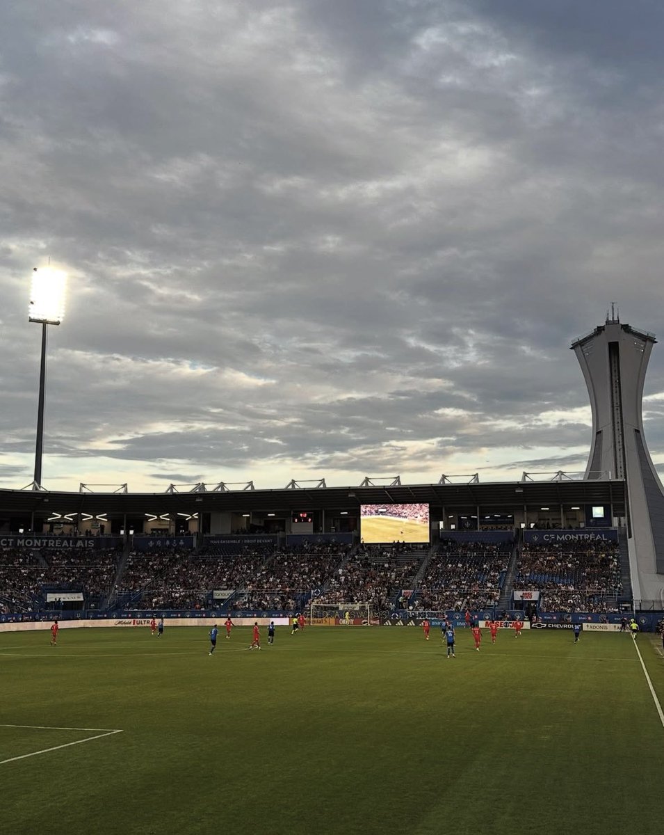 Paul Desbaillets (@pauldesbaillets) on Twitter photo Je tiens à remercier toute l’équipe de la station <a href="/BPMSportsRadio/">BPM Sports</a> #jasleroux #Syd m’avoir invité à parler à l’émission de tout ce que fait l’équipe de la <a href="/goalInitiatives/">GOAL Initiatives</a> dans la communauté. Au plaisir de vous voir le 27 juillet à McGill.
❤️⚽️❤️⚽️ Je tiens à remercier toute l’équipe de la station <a href="/BPMSportsRadio/">BPM Sports</a> #jasleroux #Syd m’avoir invité à parler à l’émission de tout ce que fait l’équipe de la <a href="/goalInitiatives/">GOAL Initiatives</a> dans la communauté. Au plaisir de vous voir le 27 juillet à McGill.
❤️⚽️❤️⚽️