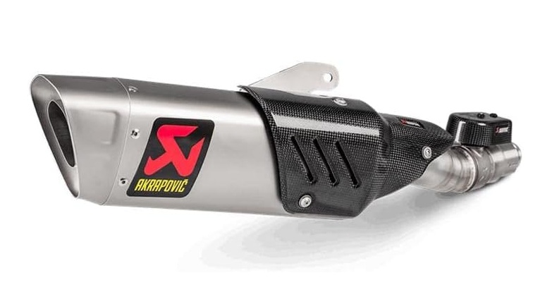 motospo_'s tweet image. 【AKRAPOVIC(アクラポヴィッチ) スリップオンマフラー チタン JMCA政府認証 YZF-R6 (17-20) #ad】
備考:JMCA対応。認証適応型式:RJ271
形状:MOTO-GPスタイル
※JMCA政府認証品、車検対応
※バッフル取り外し不可
amzn.to/4f3r1Ob