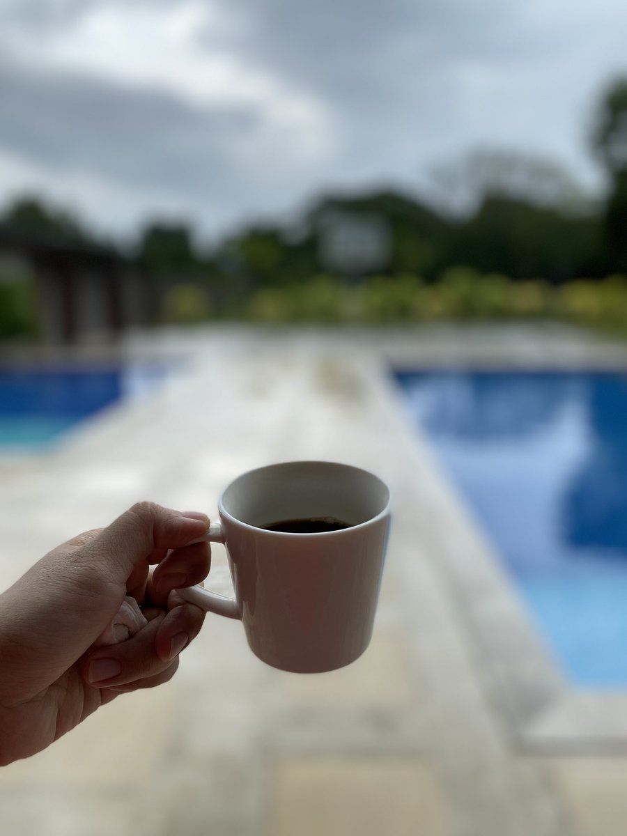 Neil_from_MNL's tweet image. Gm gm! How’s your coffee today?
Touching grass this weekend spending time with my relatives who are here in Manila for a vacation.
🤍 coffee
🤍 basketball
🤍 beyblade lol