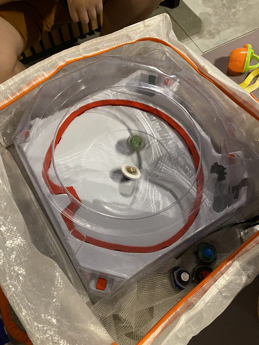 Neil_from_MNL's tweet image. Gm gm! How’s your coffee today?
Touching grass this weekend spending time with my relatives who are here in Manila for a vacation.
🤍 coffee
🤍 basketball
🤍 beyblade lol
