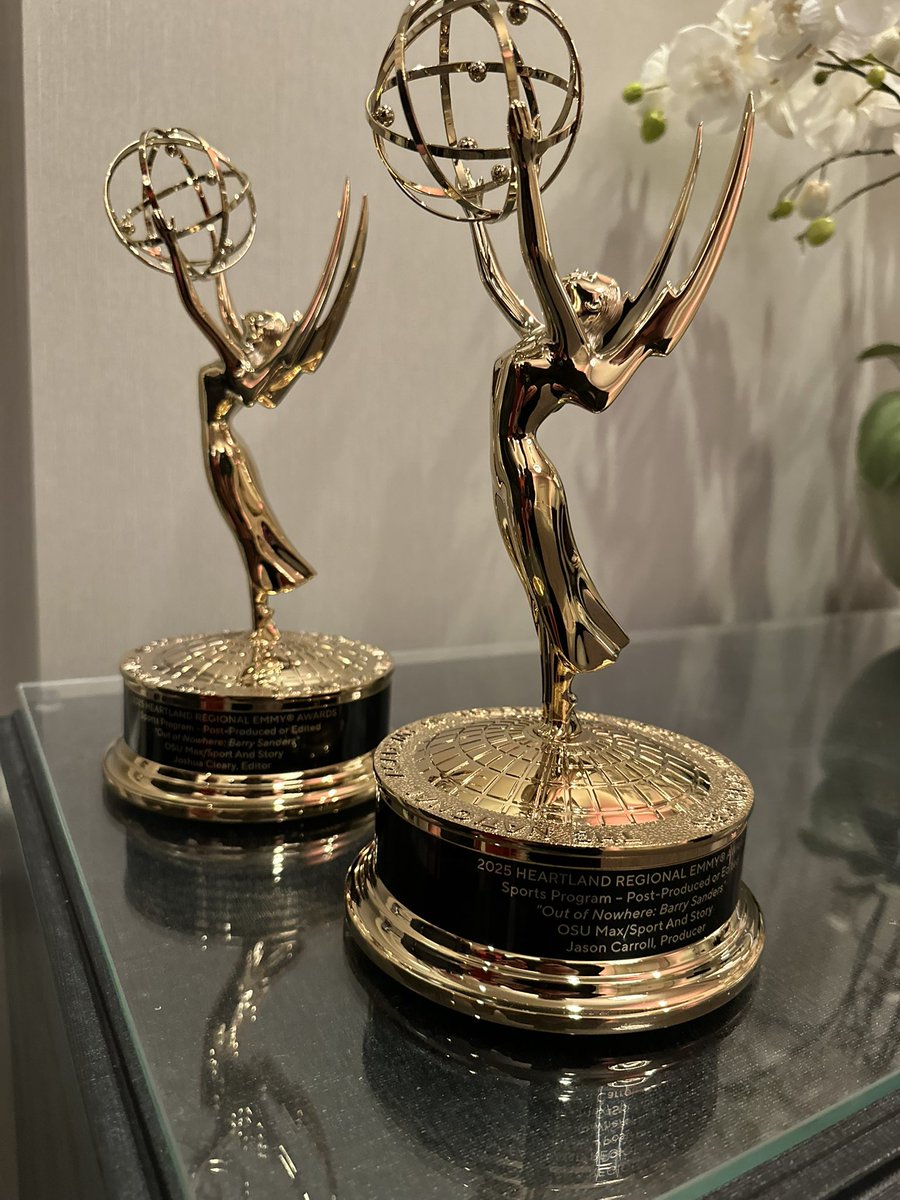 JasonCarroll21's tweet image. What an honor it was to tell Barry’s story and to win an Emmy with my guy @JoshuaRCleary Thanks to @BarrySanders and his family and friends for making this happen and the rest of the team behind the scenes. Check out the documentary series on OSU Max. #HeartlandEmmys