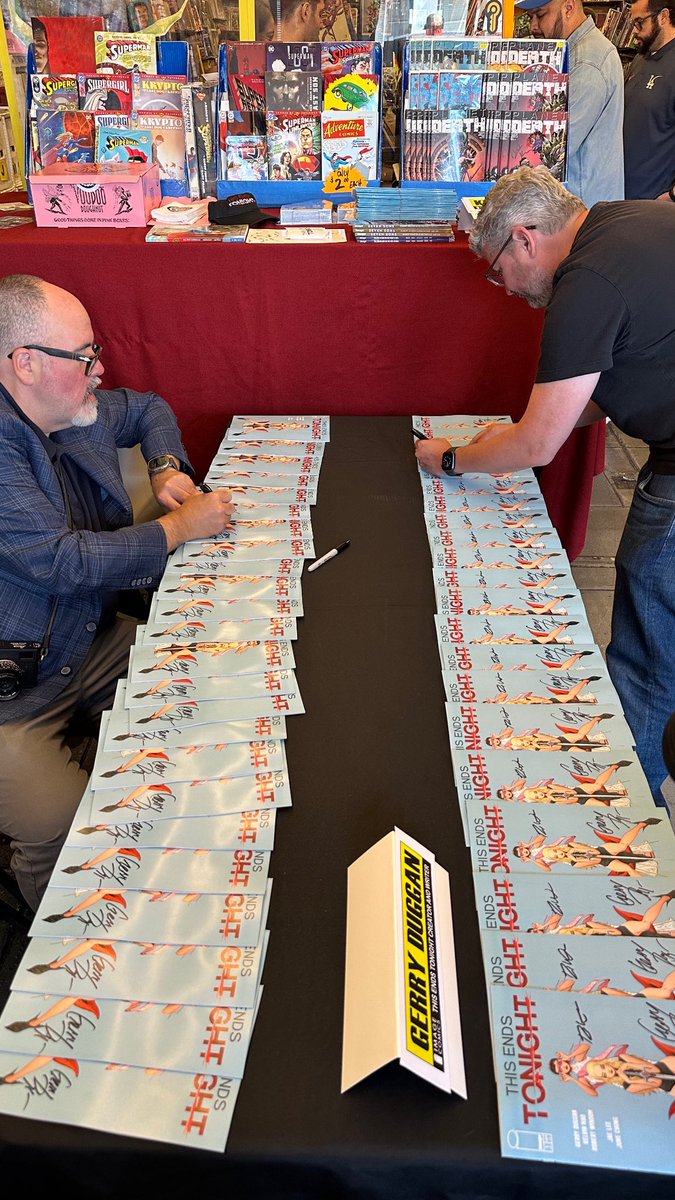 GAppleComics's tweet image. Fun times today with back-to-back debit comic signings with @badideahello and @ImageComics creators!