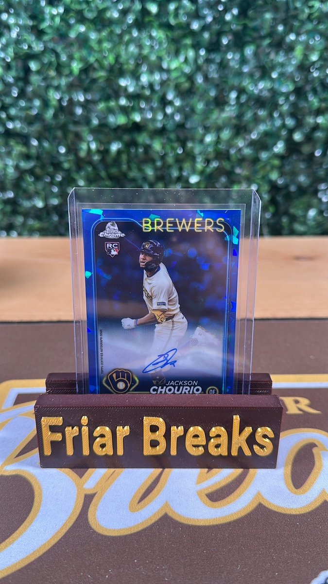 FriarBreaks's tweet image. Sapphire cards are magnificent.

Jackson Chouriou /199 for @ChaseKirsch 
Jim McMahon /5!!! For @dcastaneda99