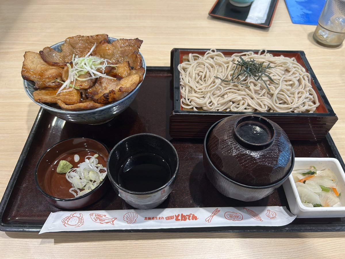 DiceVaderP's tweet image. 投票終わりのちょっと贅沢ご飯