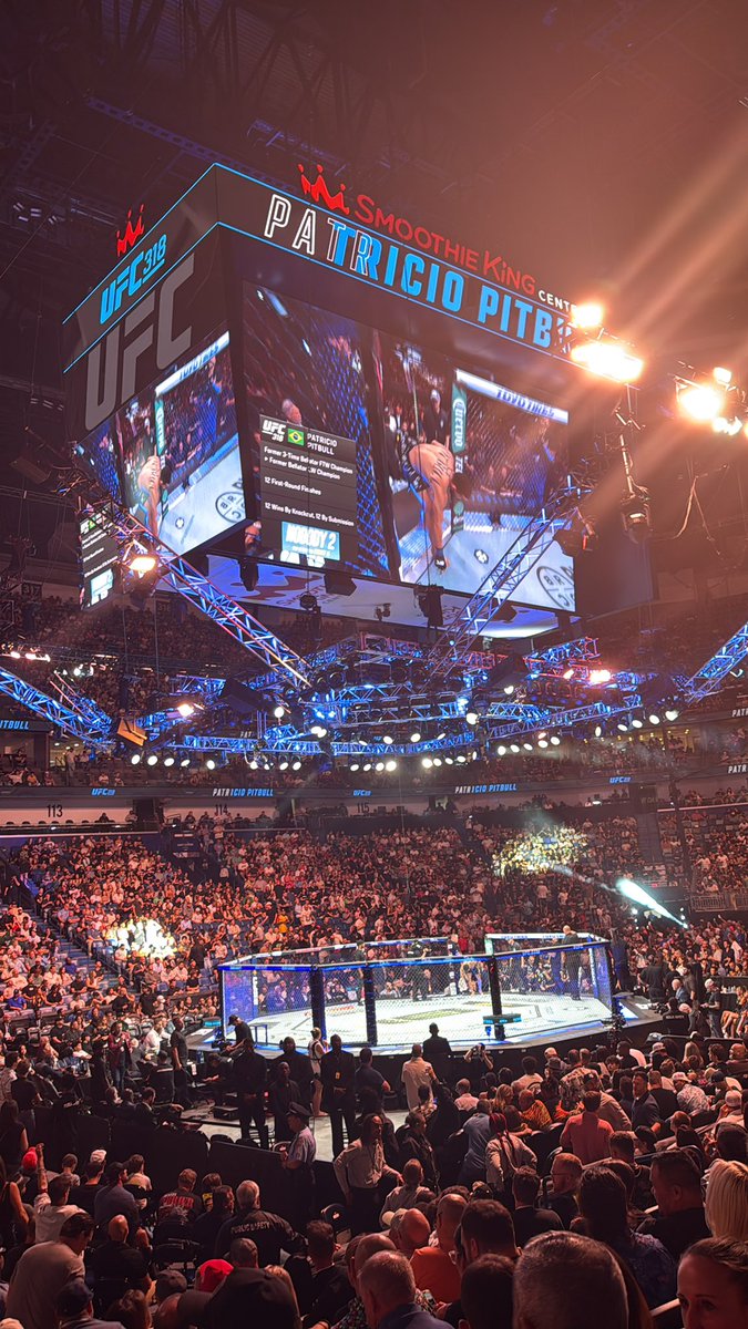 WockyUnits's tweet photo. @BluStripp_ @big_business_ Dana says Holland &amp; Dustin by KO/TKO is cashing tonight. https://t.co/TUj0HO3ssK