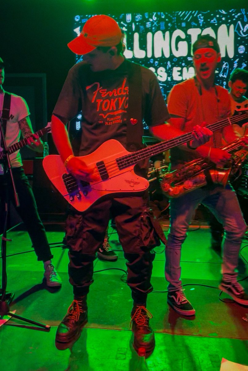 Millington 📷07/19/2025 🗽Brooklyn
こんなに最高なライブいつぶりだろう。初めて聴く人でもイントロからノレるキャッチーなスカ/パンクロックバンド。↓リプ欄にYoutubeリンク