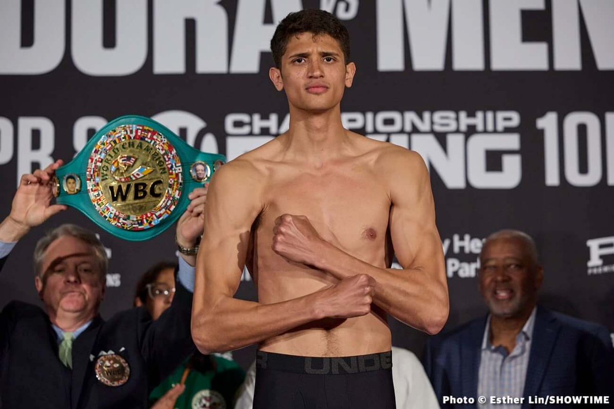 EverythingBoxi2's tweet image. ‼️ FUNDORA STOPS TSZYU: Tim Tszyu will not come out for Round 8, and Sebastian Fundora, by stoppage, has retained his WBC super welterweight world title.