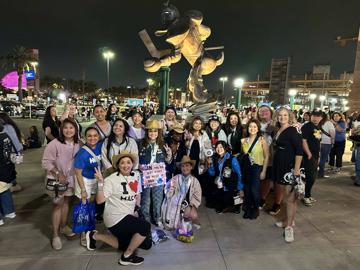 Bangtan Moms & Noonas ⁱˢ ᴾʳᵒᵒᶠ tweet media