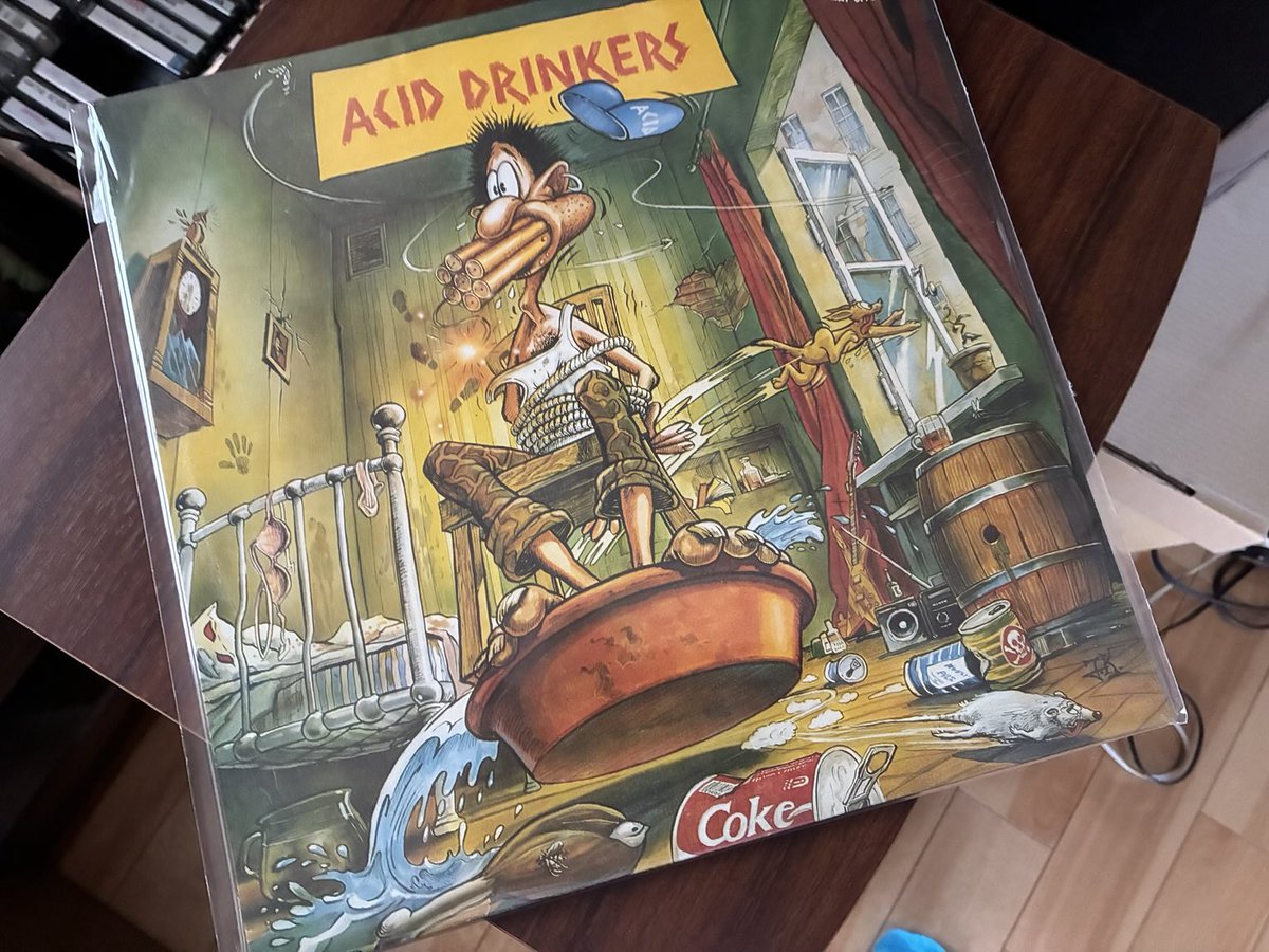 Acid Drinkers 1990
さほど好みじゃないと思ってたんだけど、今日は何だか気持ちよく聴ける