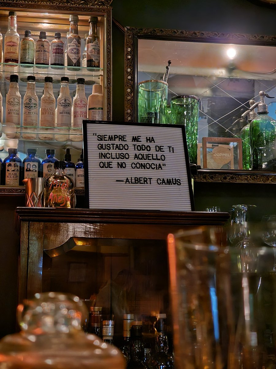 <a href="/DoppelBar/">Doppelgänger Bar</a> 🐺