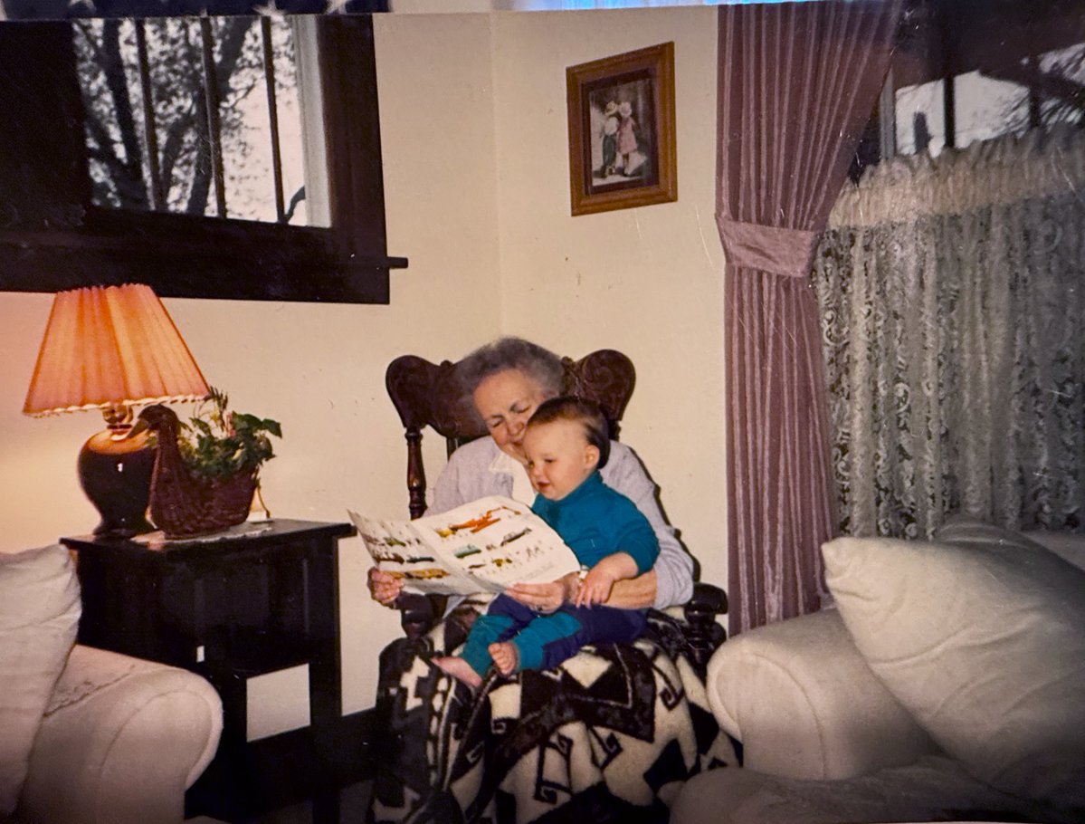 BrettWCain's tweet image. My grandmother passed away when I was two and I have no memory of her but I have this photograph and I still have the same blanket over 3 decades later.