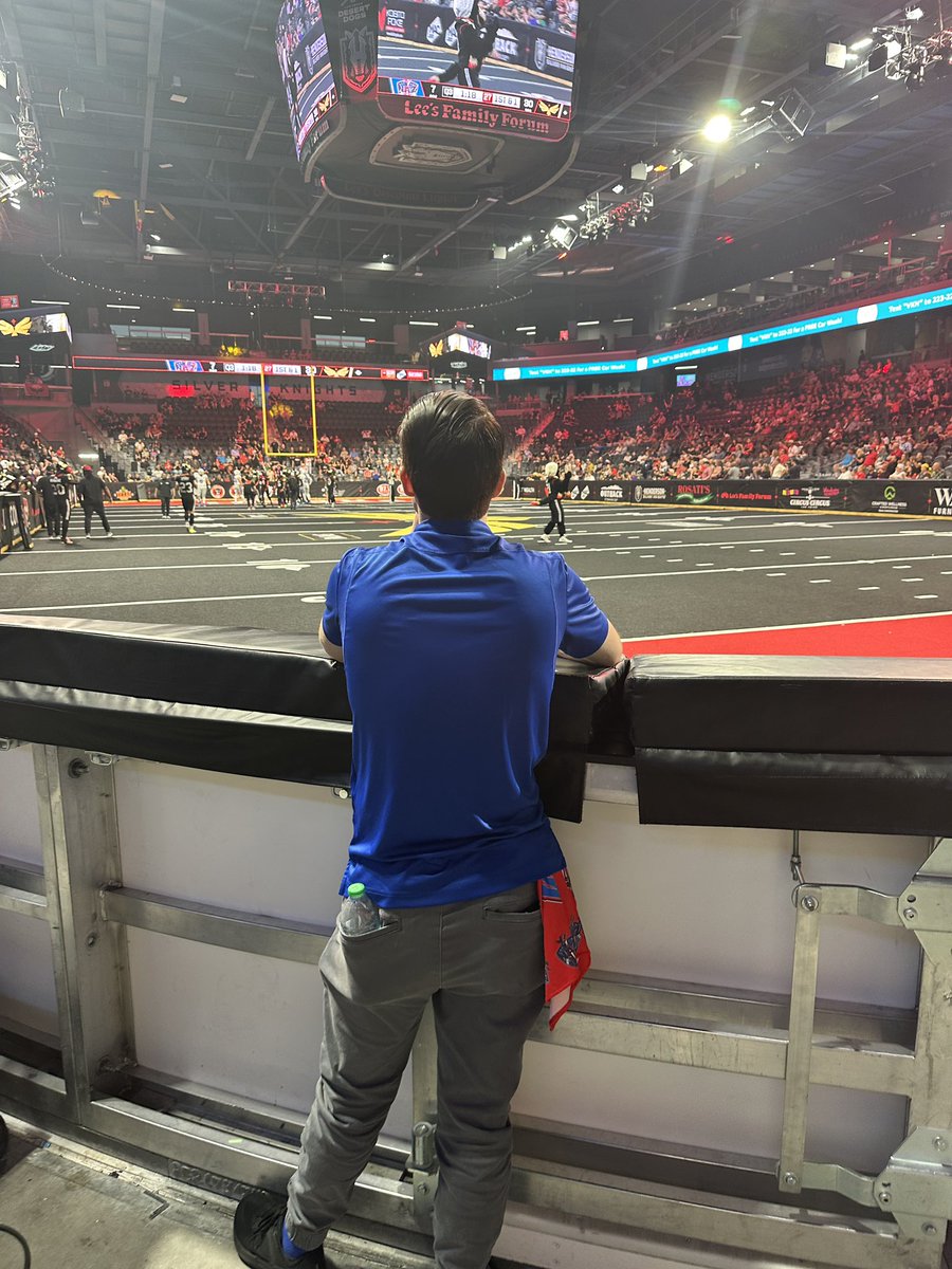 ABQFootball's tweet image. Trying to get close to the game but this @NazWranglers guy is in our way…hahaha