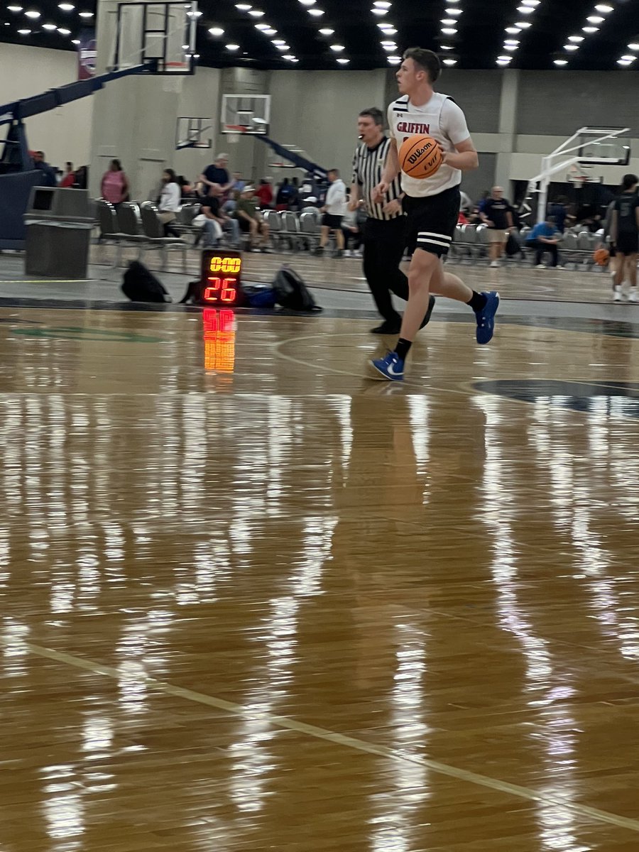 Jordan rawlings (@_jordanrawlings) on Twitter photo Thank you aau. Sadly I didn’t get to play this year but looking forward to a good highschool season… so here’s to the memories we made along the years! <a href="/PrepHoopsKY/">Prep Hoops Kentucky</a> <a href="/KY_PrepReport/">Kentucky Prep Report</a> <a href="/kyaaubasketball/">KY AAU Basketball</a> <a href="/bluegrass_prep/">Bluegrassprepreport</a> <a href="/NextUpRecruits/">NextUpRecruits</a> Thank you aau. Sadly I didn’t get to play this year but looking forward to a good highschool season… so here’s to the memories we made along the years! <a href="/PrepHoopsKY/">Prep Hoops Kentucky</a> <a href="/KY_PrepReport/">Kentucky Prep Report</a> <a href="/kyaaubasketball/">KY AAU Basketball</a> <a href="/bluegrass_prep/">Bluegrassprepreport</a> <a href="/NextUpRecruits/">NextUpRecruits</a>