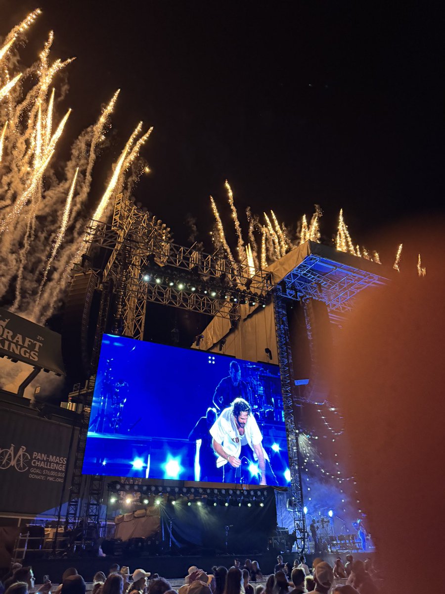 Peter Amara (@peteamara) on Twitter photo Became a country boy for a night checking out <a href="/ThomasRhett/">Thomas Rhett</a> at a sold out Fenway Park in Boston! Truly a magical and astounding evening, and I’ve become a bigger fan of Thomas’s music too that almost had me in tears. Boston loves you! 🔥🤠🎶 Became a country boy for a night checking out <a href="/ThomasRhett/">Thomas Rhett</a> at a sold out Fenway Park in Boston! Truly a magical and astounding evening, and I’ve become a bigger fan of Thomas’s music too that almost had me in tears. Boston loves you! 🔥🤠🎶