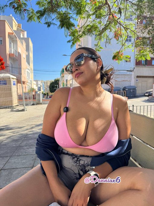 Watch DANNIAX69's leaked NSFW photo on TwXstars