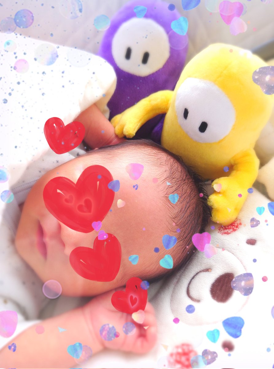 👶ガイズ3豆分でした、数日前まで。
日に日にミルクを飲む量が増えて成長を感じます🍼

FGお休みしてる間に気になる素敵なクリエが増えているような👀✨Wow