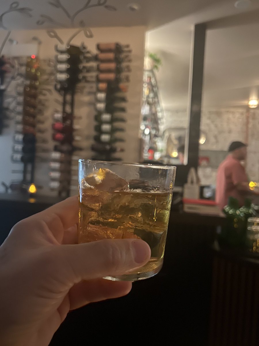 jjl_ice_yard's tweet image. At a more civilized - and air conditioned - #UndisclosedLocation @chicagobars