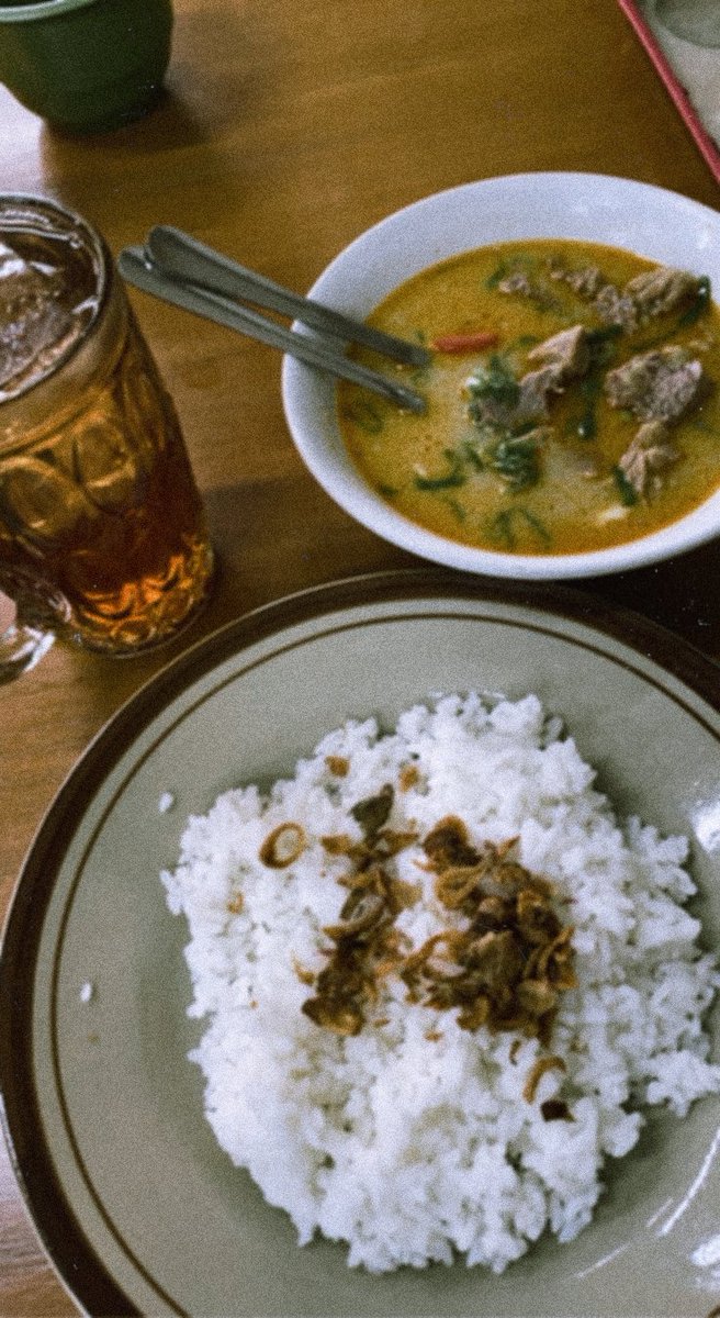 ᅠ
ᅠᅠ
"A well-executed plan, one spin, and a bowl of soto. What a Sunday. "

ᅠ
ᅠ