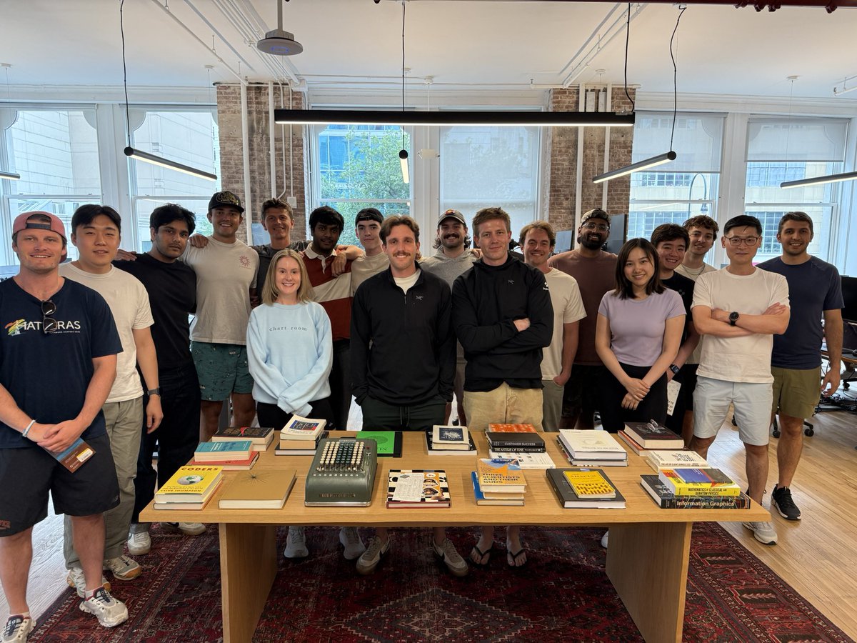 thejamescad's tweet image. If you’re in NYC 🗽 and want to work at @tryprofound - DM me.
We’re hiring across all roles:
- Eng
- Design
- Sales/GTM
- Ops