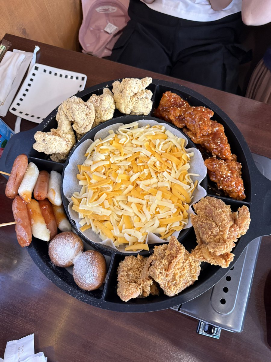 なぜか韓国で食べれなかったから名古屋で食す🤣