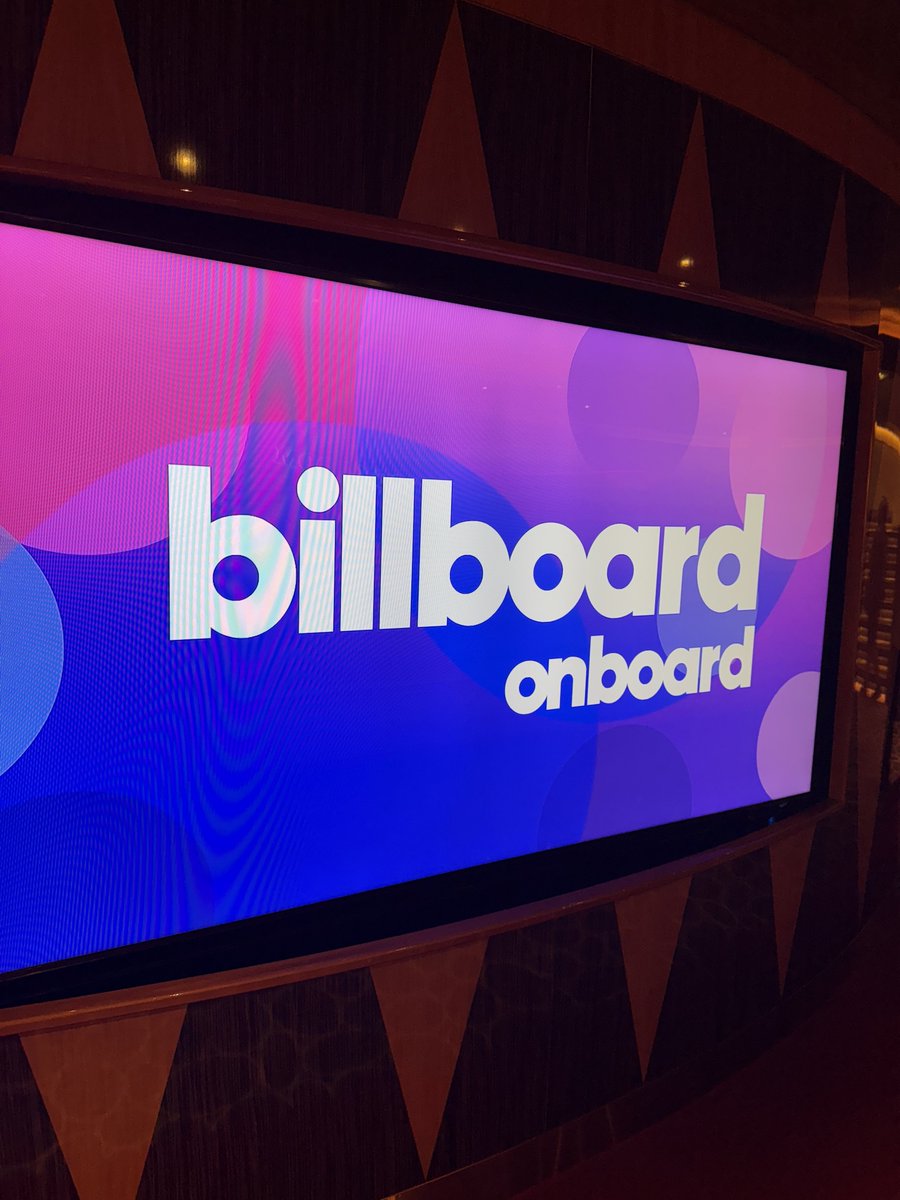 EnjoyMissJanet's tweet image. hey @billboard :)