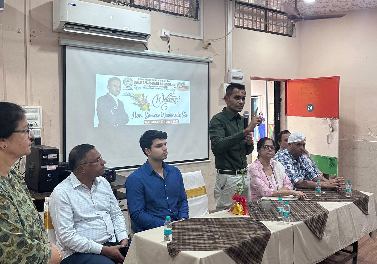 swankhede_IRS's tweet image. Honoured to speak with students as a guest speaker at Balkan Ji Bari School and SST College, Ulhasnagar, on UPSC/MPSC preparation and Drug Awareness. Also met recovering individuals with Sober Life Foundation. A meaningful move to inspire responsible and future-focused youth. 🇮🇳