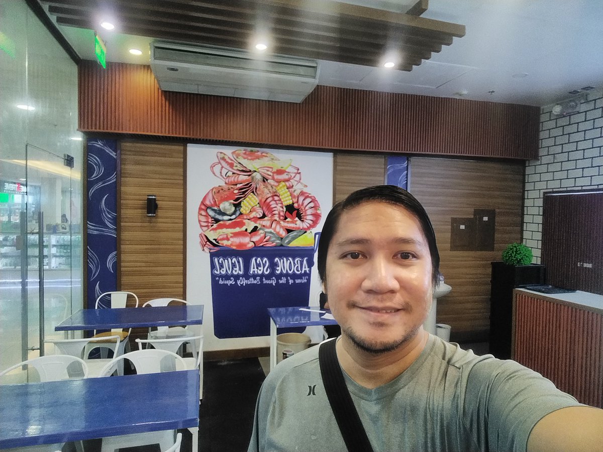 jhayem615's tweet image. Above Sea Level

#pusit 
#seafood 
#sizzling