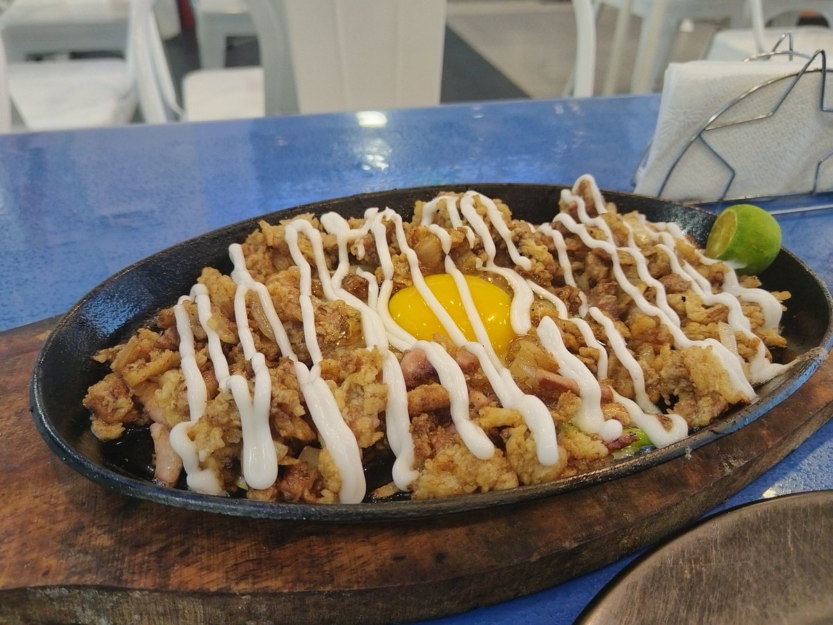 jhayem615's tweet image. Above Sea Level

#pusit 
#seafood 
#sizzling