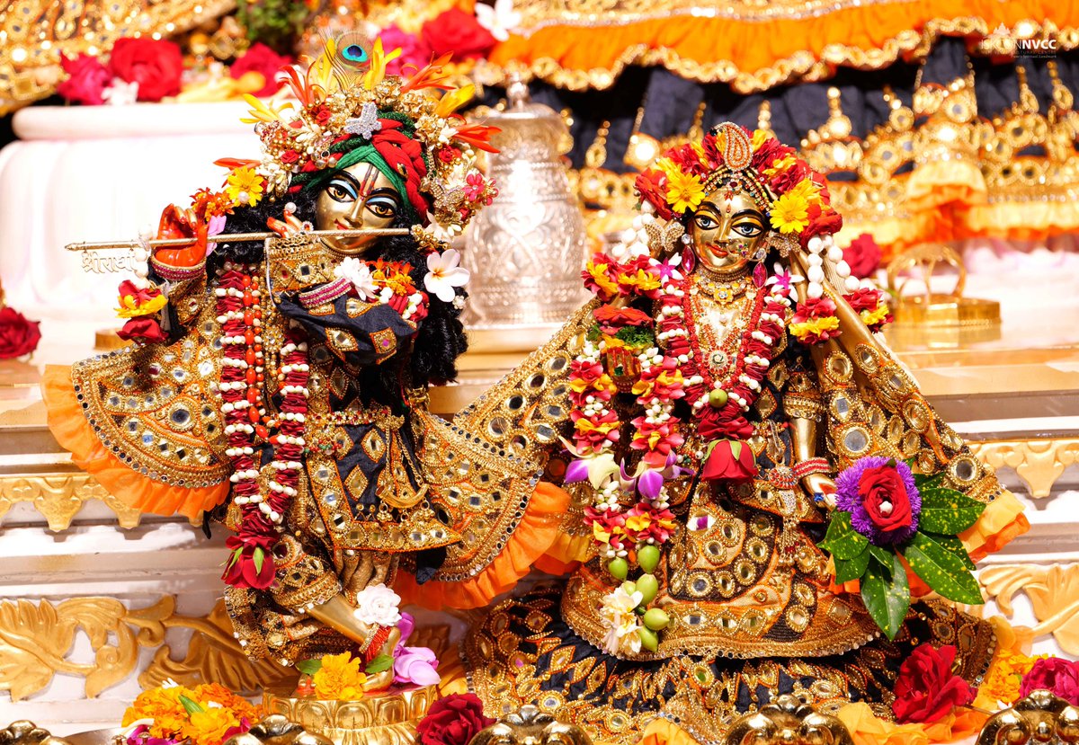ISKCONPune's tweet photo. 🙏🏽Today's Darshan 📿 🗓20-07-2025🙏
🌷Sri Sri Radhavrindavanchandra🌷
🚩@ISKCONNVCCPune🚩
.
.
#ISKCON #ISKCONNVCC #ISKCONNVCCPune #ISKCONPune
#20thjuly #20thjuly2025 #Sunday #Vrindavan
#Harinaamsankirtan #Radheshyamdas #Radheradhe
#Sankirtan #Kirtan #Mayapur #Prabhupada https://t.co/1XHpZVkUKO
