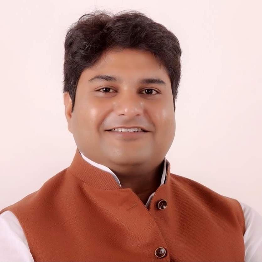 DrPremBairwa's tweet photo. डीग-कुम्हेर विधानसभा क्षेत्र से भाजपा विधायक डॉ. शैलेश दिगम्बर सिंह जी को जन्मदिवस की हार्दिक बधाई एवं शुभकामनाएं। 

प्रभु श्रीराम जी आपको आरोग्यता, दीर्घायु व सुयशपूर्ण जीवन प्रदान करें, यही प्रार्थना है।

@DRSHAILESHBJP https://t.co/WdjLmb6oyd