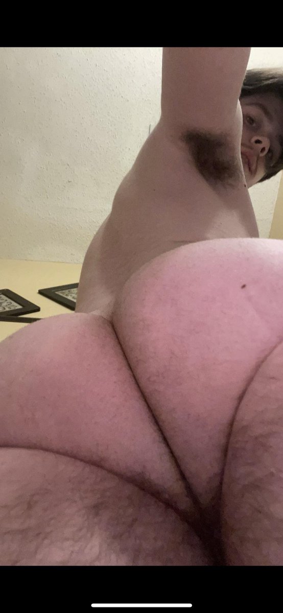 SnowBunDee's tweet photo. Do you think I look good Mr.Armstrong??? #nsfw https://t.co/KgL1KRZHEF