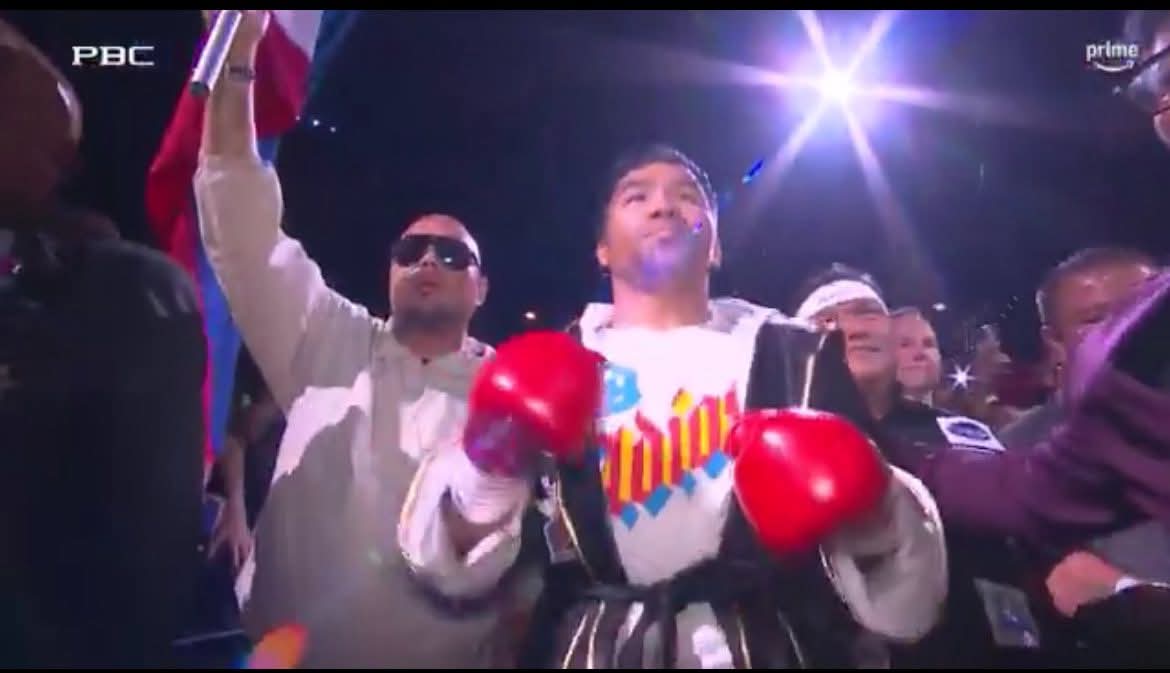 Manny Pacquiao introduced as “true legend of the sport!"

#PacquiaoBarrios

📸: Screenshots from Sports on Prime video