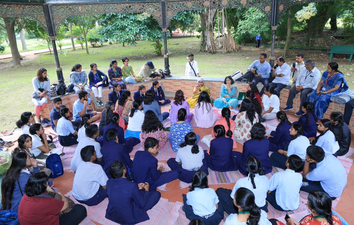 NIMHANS_BLR's tweet image. Community Connect by #nimhans @mheduNIMHANS, Psychiatric Social Work, Clinical Psychopharmacology & Neurotoxicology—along with @HorticultureGoK, launched at Lalbagh. @pratimamurthy led powerful conversations on mental health.
#mentalhealtheduction
#communityconnect
#lalbagh