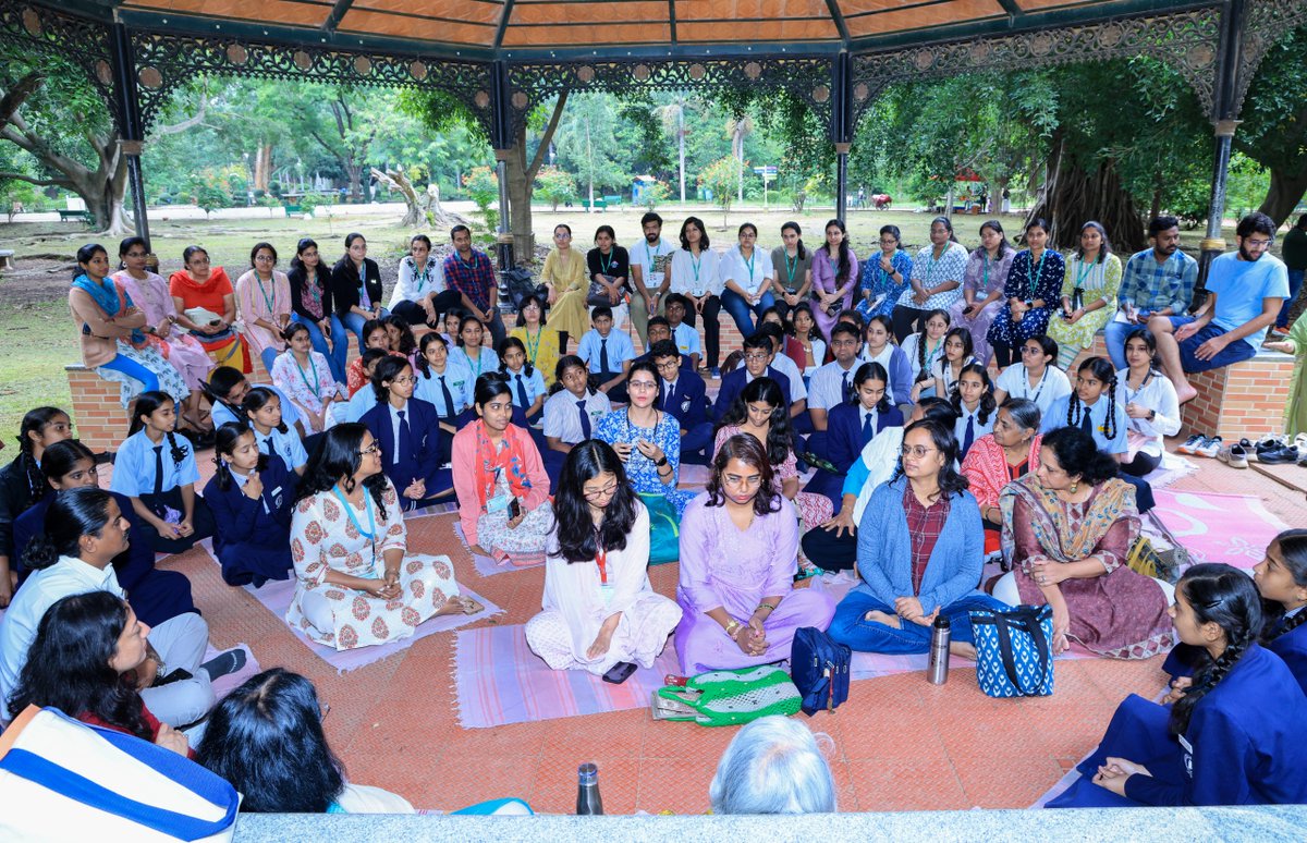 NIMHANS_BLR's tweet image. Community Connect by #nimhans @mheduNIMHANS, Psychiatric Social Work, Clinical Psychopharmacology & Neurotoxicology—along with @HorticultureGoK, launched at Lalbagh. @pratimamurthy led powerful conversations on mental health.
#mentalhealtheduction
#communityconnect
#lalbagh