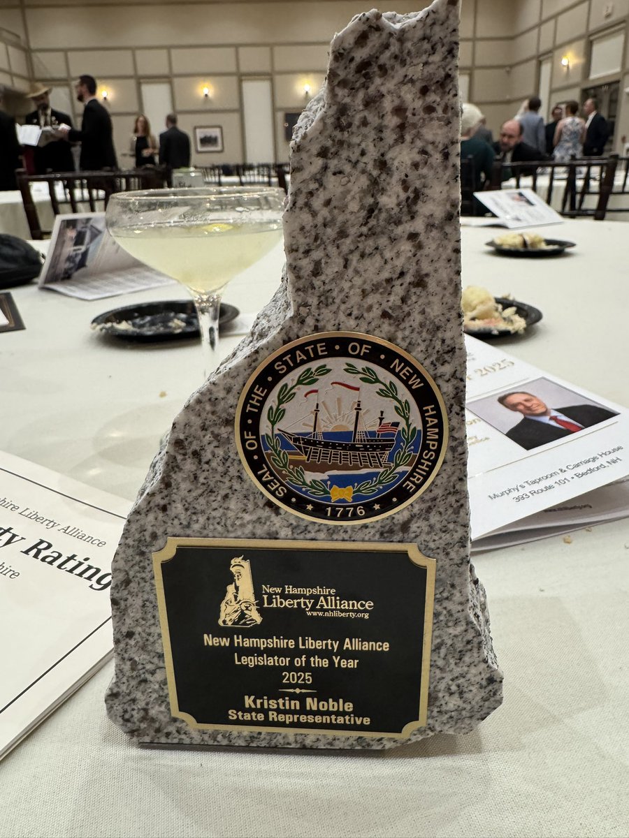 KristinNobleNH's tweet image. This is one of the best moments of my life! Thank you so much @nhliberty! I am honored to be your 2025 Legislator of the Year! 🗽 Congratulations @derek_proulx for winning Activist of the Year! 🗽