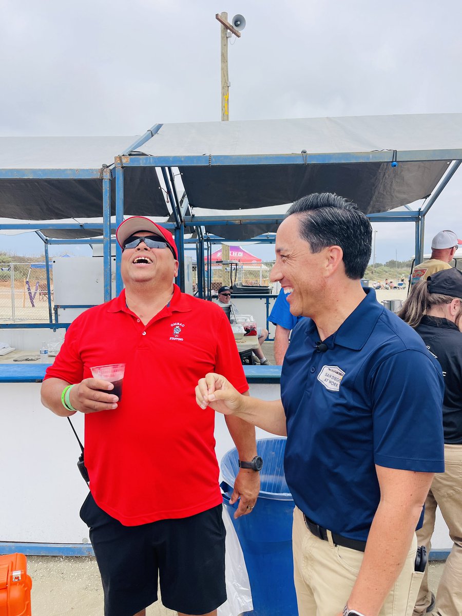 MayorToddGloria's tweet image. The Over the Line Tournament on #MissionBay is a uniquely San Diego tradition. Thanks to @OMBAC for keeping this beloved community event going strong! #Forward #ForAllofUs