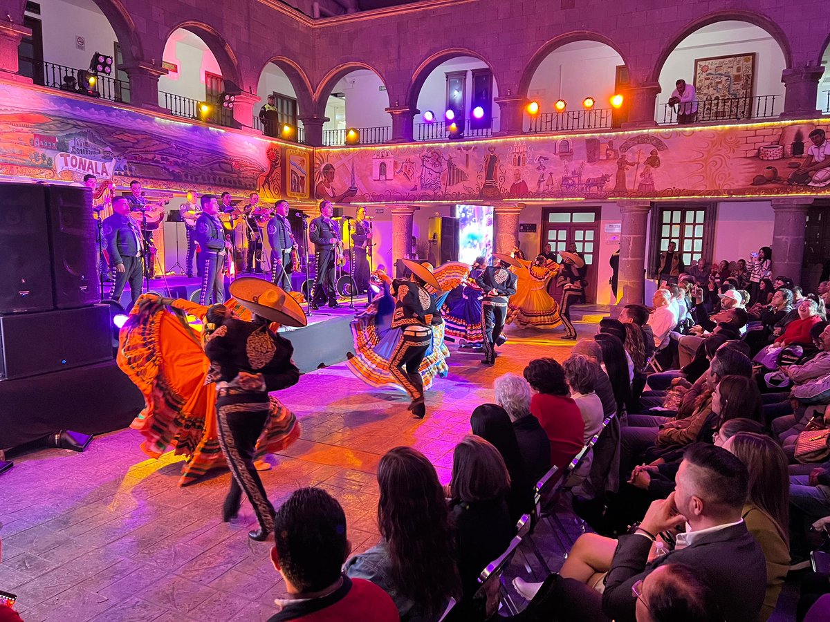SergioChavez_D's tweet image. Una noche llena de música, tradición y orgullo mexicano 🎶
Gracias a todas y todos los que se dieron cita para disfrutar este gran concierto.#SCH