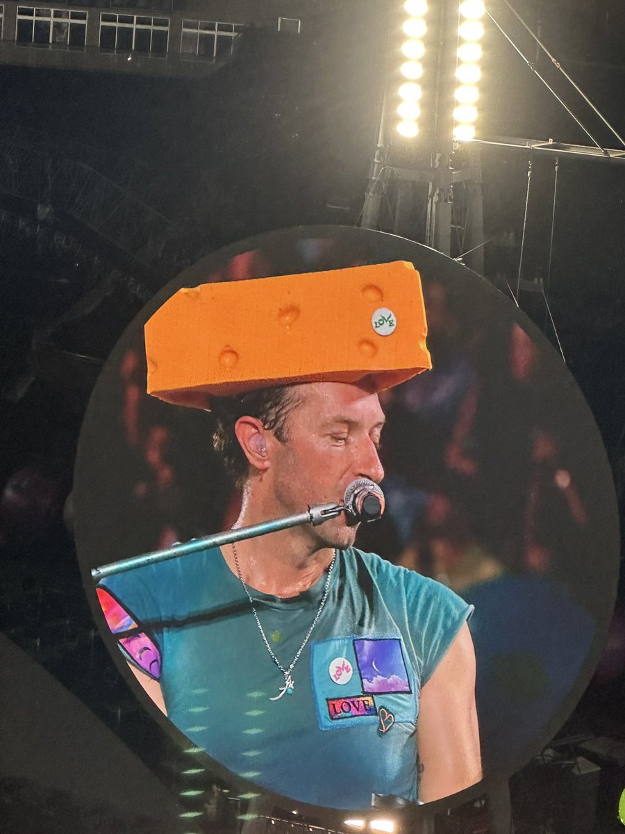 coldplayrares's tweet image. 