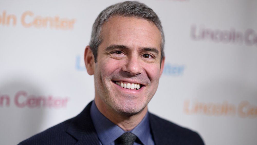 Poo_Crave's tweet image. Andy Cohen’s surrogate cheated on him and got pregnant for another gay guy