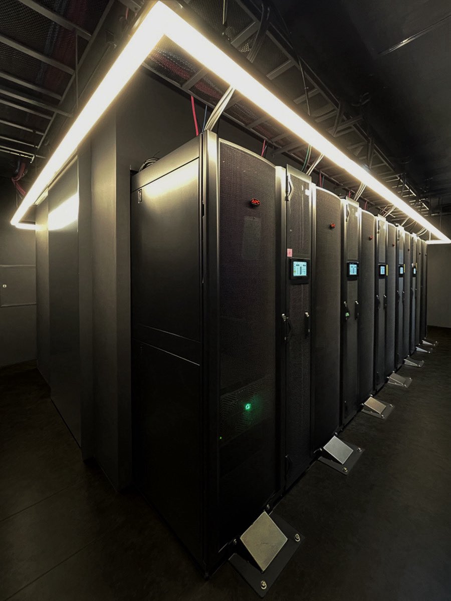 DavidBennett__'s tweet image. There is a lot of satisfaction to seeing your baby out in the wild.
Our Wormhole-based Galaxy is now powering some of the most exciting new cloud companies all over the world.
@tenstorrent is about open source, open standards and multiple entry points to our software stack.