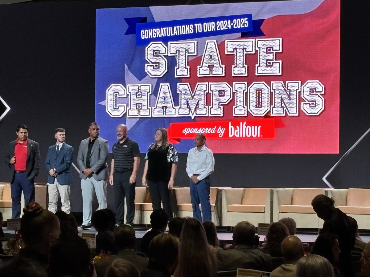 Our State Champion VB Coach being recognized tonight at the <a href="/THSCAcoaches/">THSCA</a> Hall of Honor Banquet!! #BrahmaPRIDE