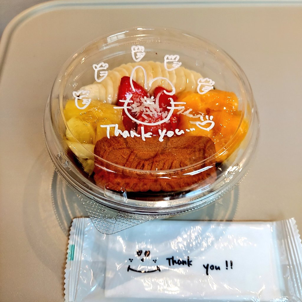 777sereeee's tweet photo. そーいや昨日初めてアサイーボウル食べた♪

美味かったŧ‹"ŧ‹"(๑´ㅂ`๑)ŧ‹"ŧ‹" https://t.co/Ei6Ff0QwS4