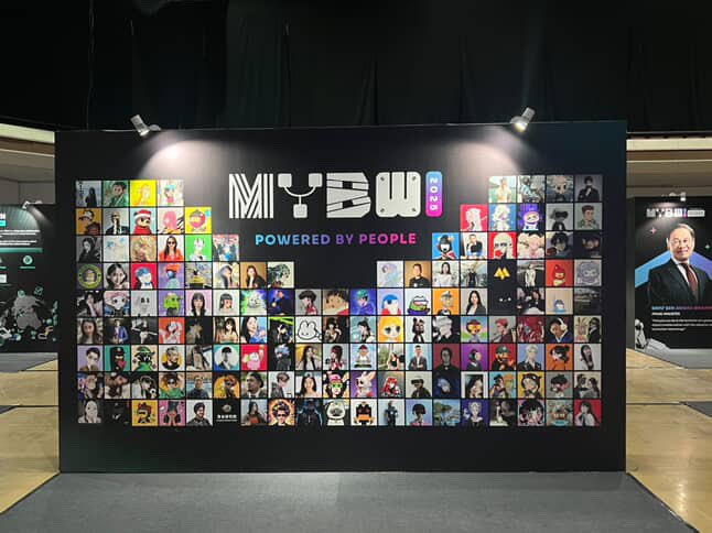 mimikey.eth.moca (@mayouchild) on Twitter photo Even though I couldn’t attend, I was surprised to hear my pfp was featured on one of the <a href="/MalaysiaBCW/">MY Blockchain Week</a> boards! Thank you 🥹🦋💗🫶🏻
Cheers to all the organisers. Wishing everyone an amazing time at the event tomorrow! 🔥 Even though I couldn’t attend, I was surprised to hear my pfp was featured on one of the <a href="/MalaysiaBCW/">MY Blockchain Week</a> boards! Thank you 🥹🦋💗🫶🏻
Cheers to all the organisers. Wishing everyone an amazing time at the event tomorrow! 🔥