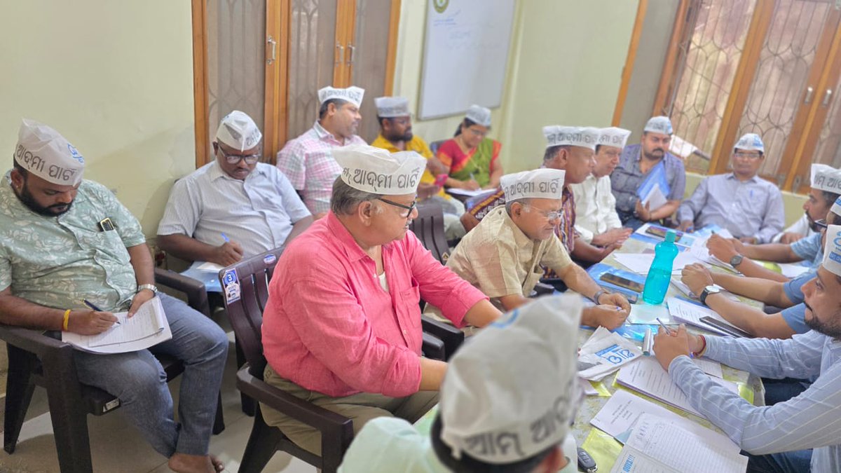 AAP Odisha ЁЯЗоЁЯЗ│ (@aapodisha) on Twitter photo The State Secretaries, the Lok Sabha In-charges and the State Frontal Wings Meet at the State Party Office, Bhubaneswar.
#OrganisationBuilding
<a href="/AamAadmiParty/">AAP</a>
<a href="/ArvindKejriwal/">Arvind Kejriwal</a>
<a href="/virenderrkadian/">Virender Singh Kadian</a>
<a href="/nishimohapatra/">Nishikanta Mohapatra</a> The State Secretaries, the Lok Sabha In-charges and the State Frontal Wings Meet at the State Party Office, Bhubaneswar.
#OrganisationBuilding
<a href="/AamAadmiParty/">AAP</a>
<a href="/ArvindKejriwal/">Arvind Kejriwal</a>
<a href="/virenderrkadian/">Virender Singh Kadian</a>
<a href="/nishimohapatra/">Nishikanta Mohapatra</a>