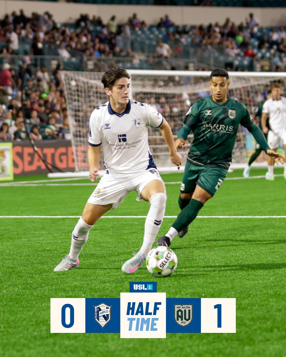 fcnaples_'s tweet photo. HT | 45' left to fight.
#AVvNAP | 1-0 https://t.co/80IwJ7clUj