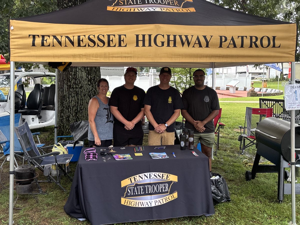 THPLawrencebur's tweet image. Sgt. Ellis & Trp. Garrett along with our other awesome team members had a wonderful time at the Loretto Lions emergency services wing cook off. There was a touch a truck event for the kids. Even though we didn’t place in the top 3 it was a great networking & recruiting event.