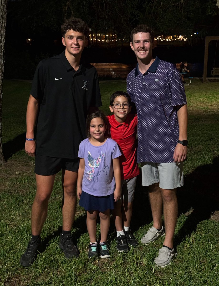 Loved celebrating these two young men and all their accomplishments! 🎓❤️ #alwayscheeringforyou #gobegreat #footballfamily #honorarybigbrothers