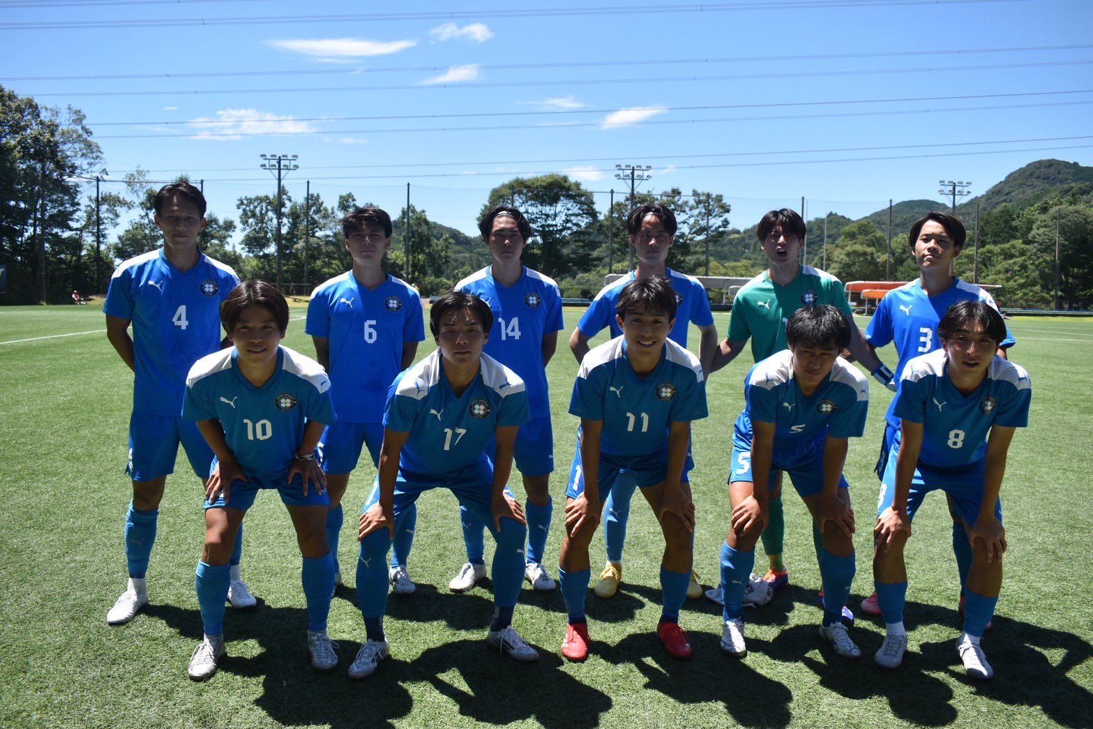 産業能率大学 サッカー部 ジャージ上下 XL M 産業能率大学 サッカー部 ジャージ上下 XL M - メルカリ