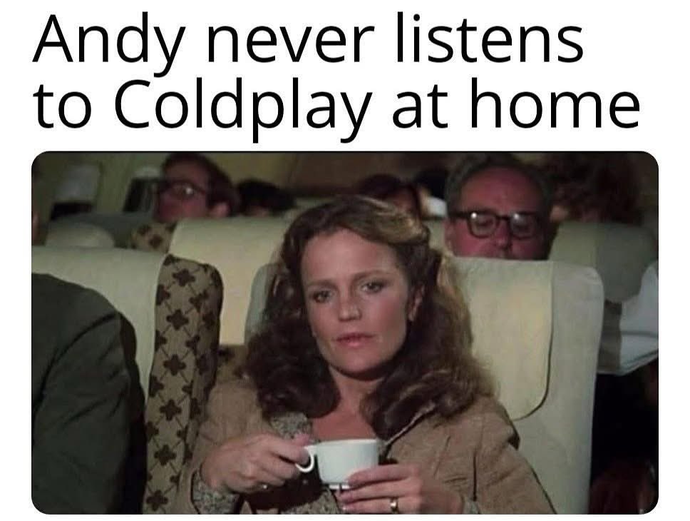 #Coldplay #kisscam
