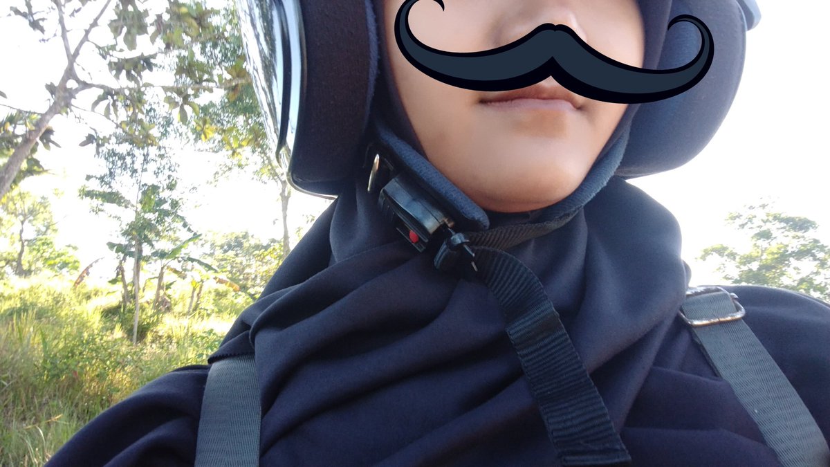 floutingaway's tweet image. pnanas